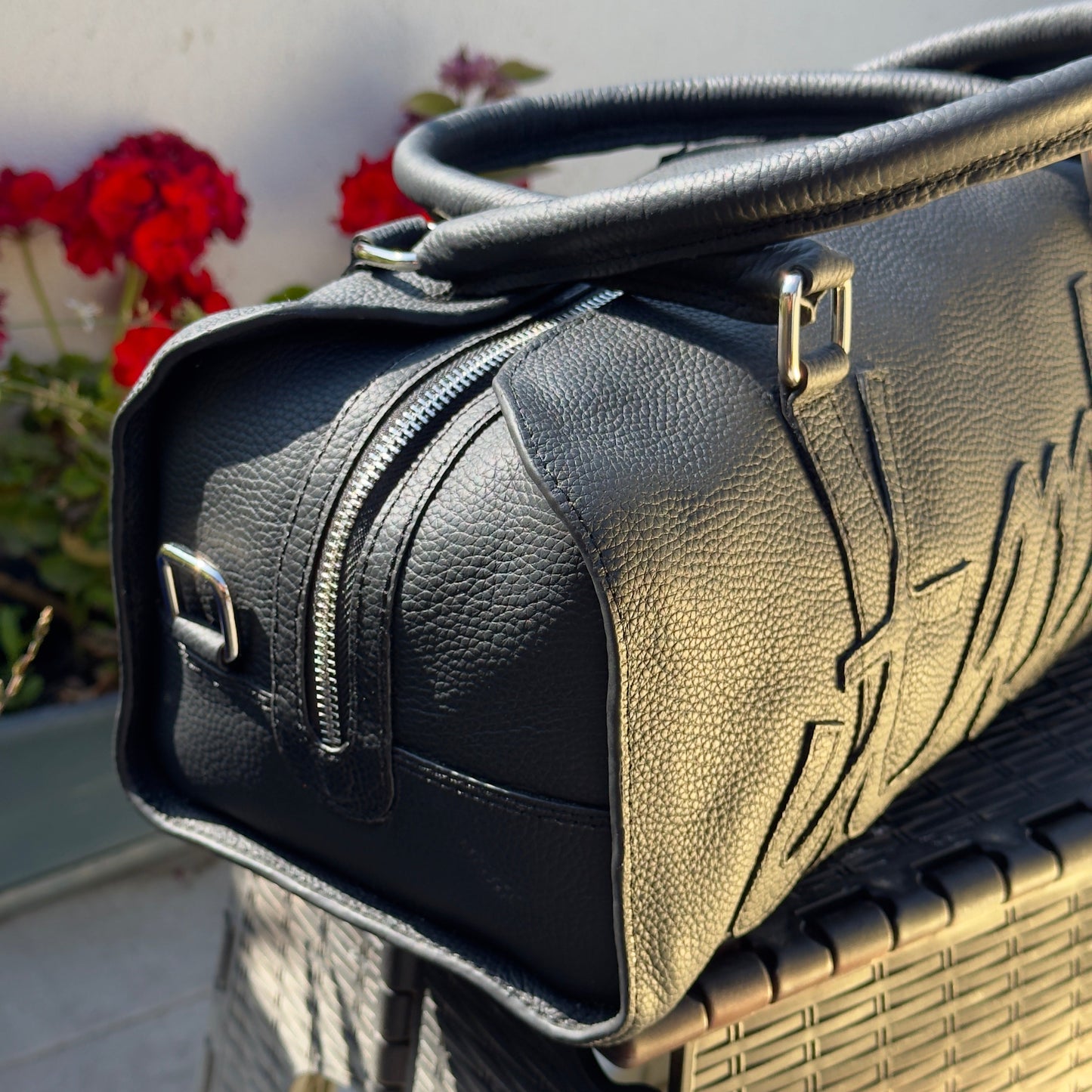 AGBY Medium Black